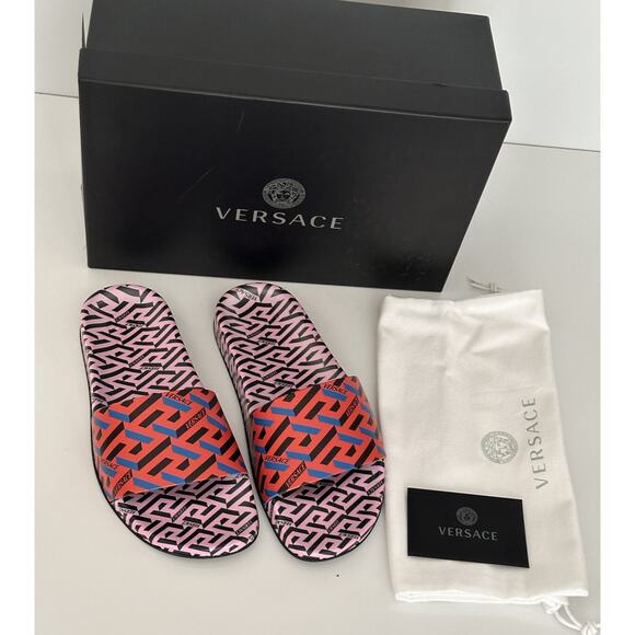 NIB Versace Women's Greca Signature Slides Sandals 9 US (39 Eu) 1004191 Italy - Picture 11 of 14